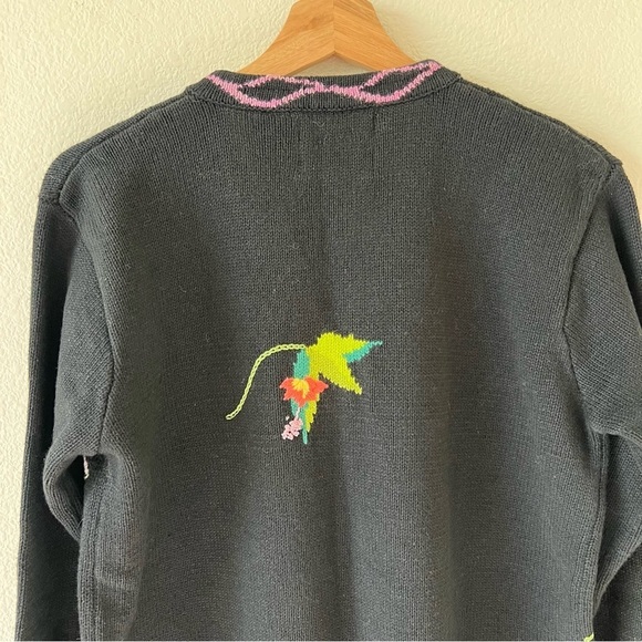 Vintage 90s Artsy Embroidered Cockatoos Funky Grandma Cardigan Sweater SZ Small - Picture 10 of 14